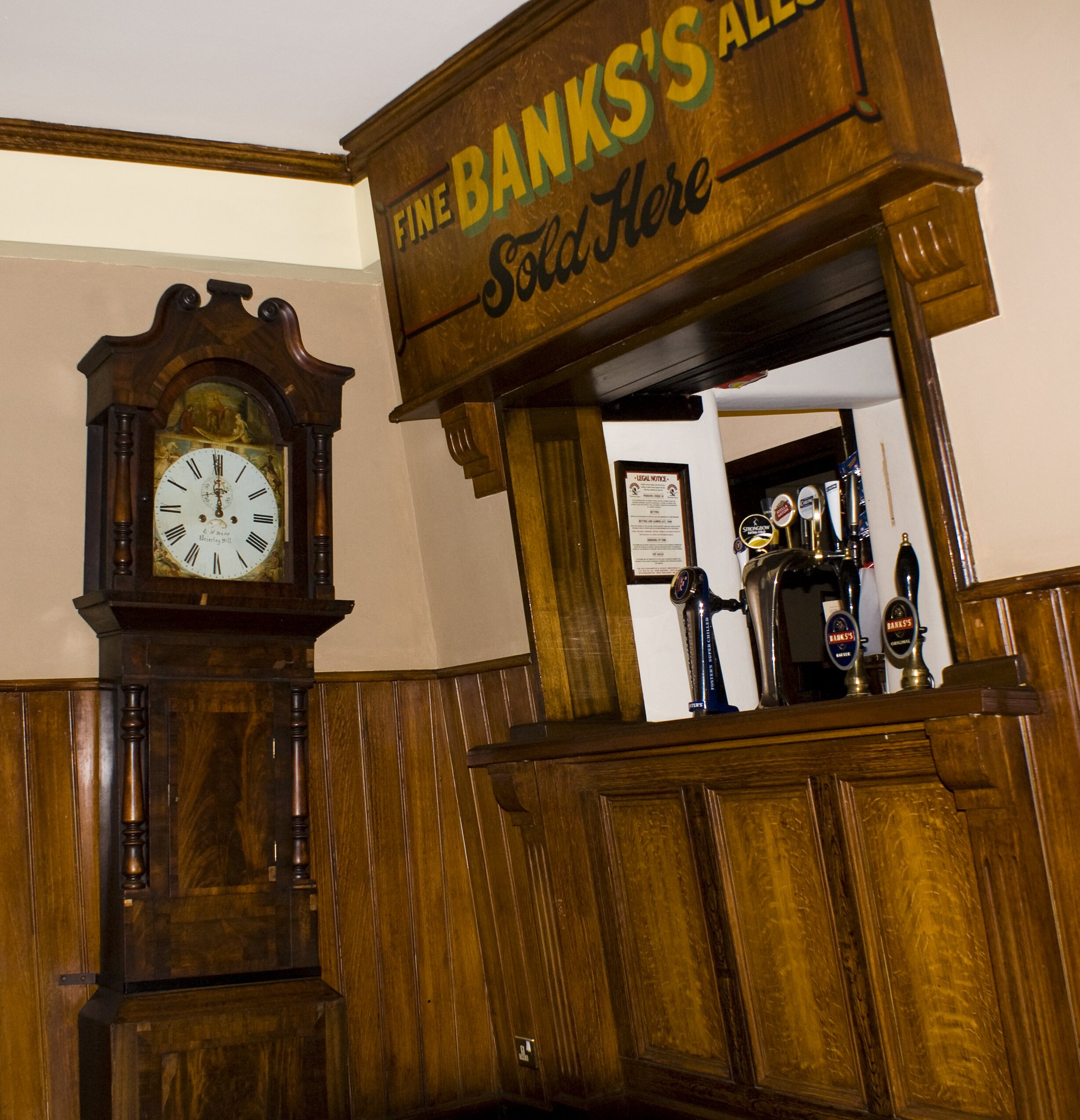 The Crooked House Bar - Real Ales